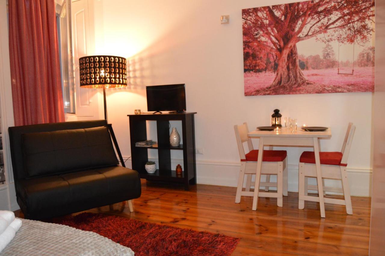 Apartamento Almada Downtown - By Guest *