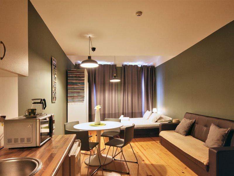 Entreparedes Apartment