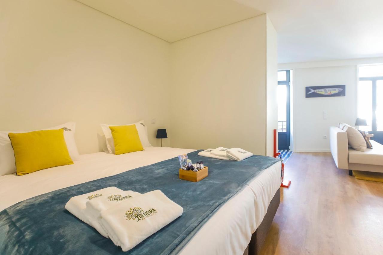 Oliveira Apartment's