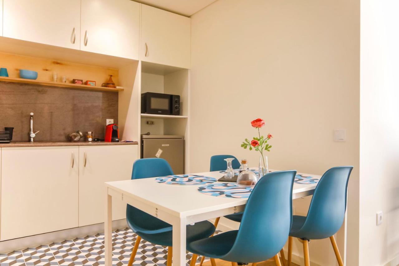 Oliveira Apartment's