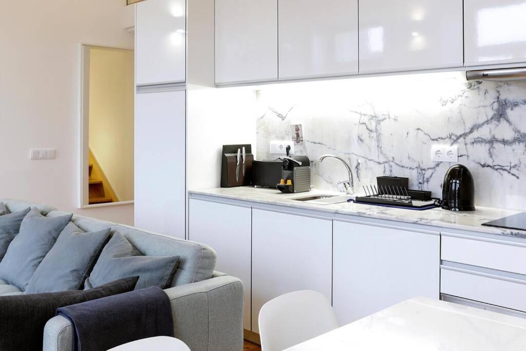 Artury Apartment *