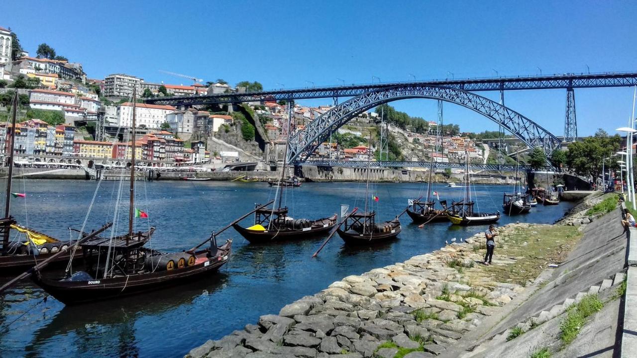 Apartamento Delight 1 Luxury In Historic Center With Balcony Max 4 P Porto