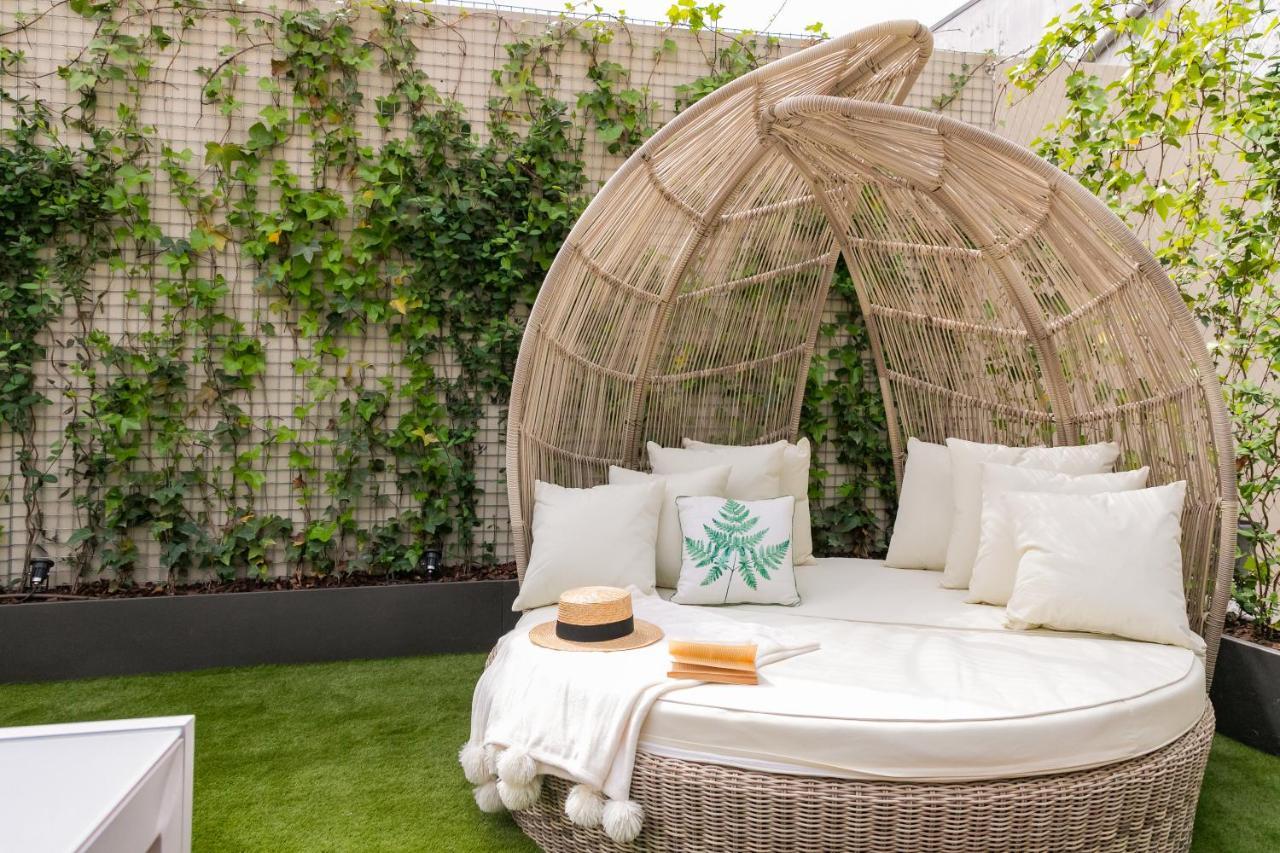 Diamond Luxe & Terrace *