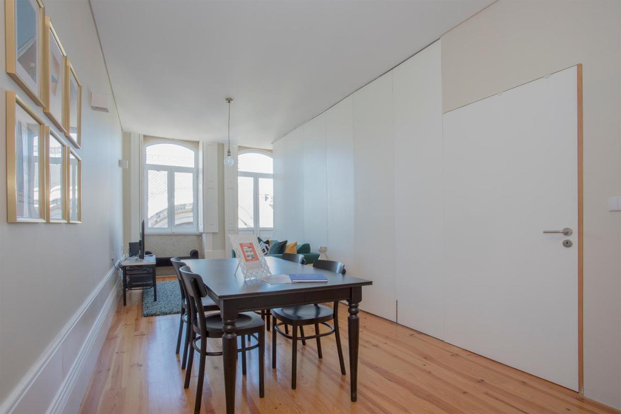 Liiiving In | Bolhao Market Apartment Porto