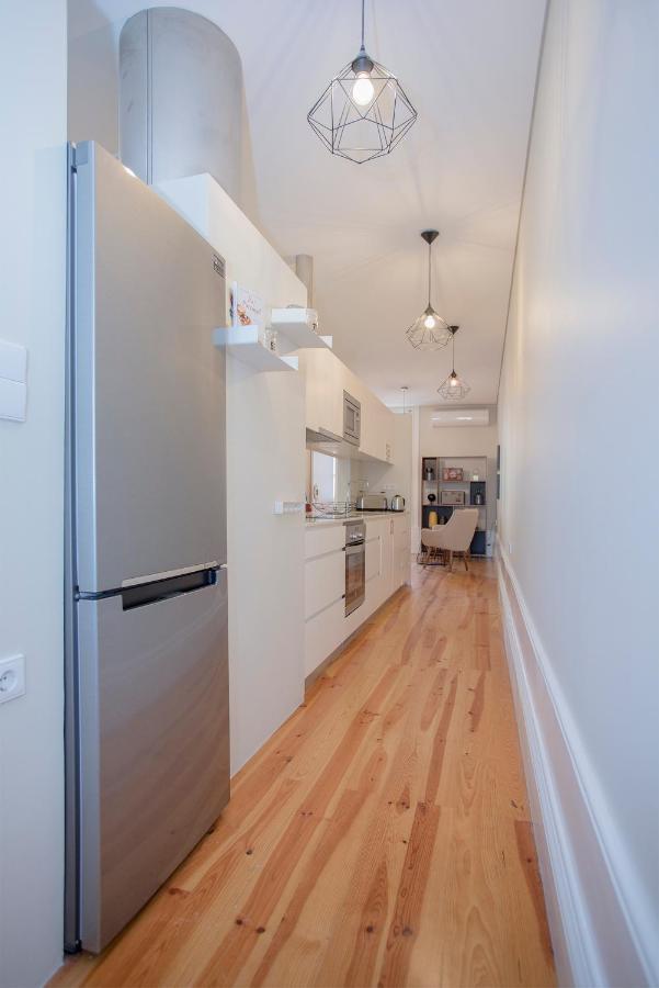 Liiiving In | Bolhao Market Apartment