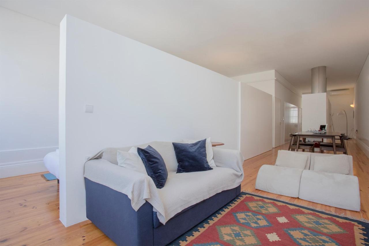 Liiiving In | Bolhao Market Apartment
