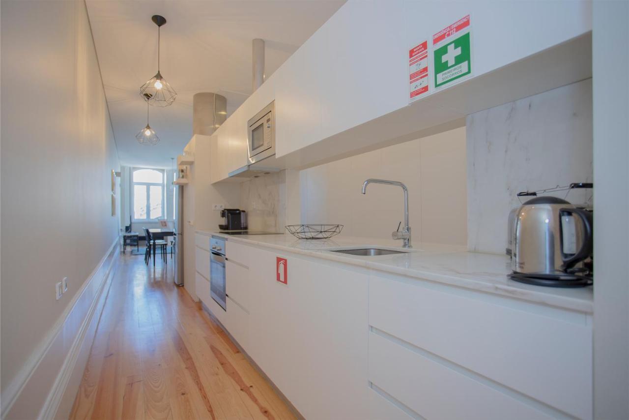 Liiiving In | Bolhao Market Apartment