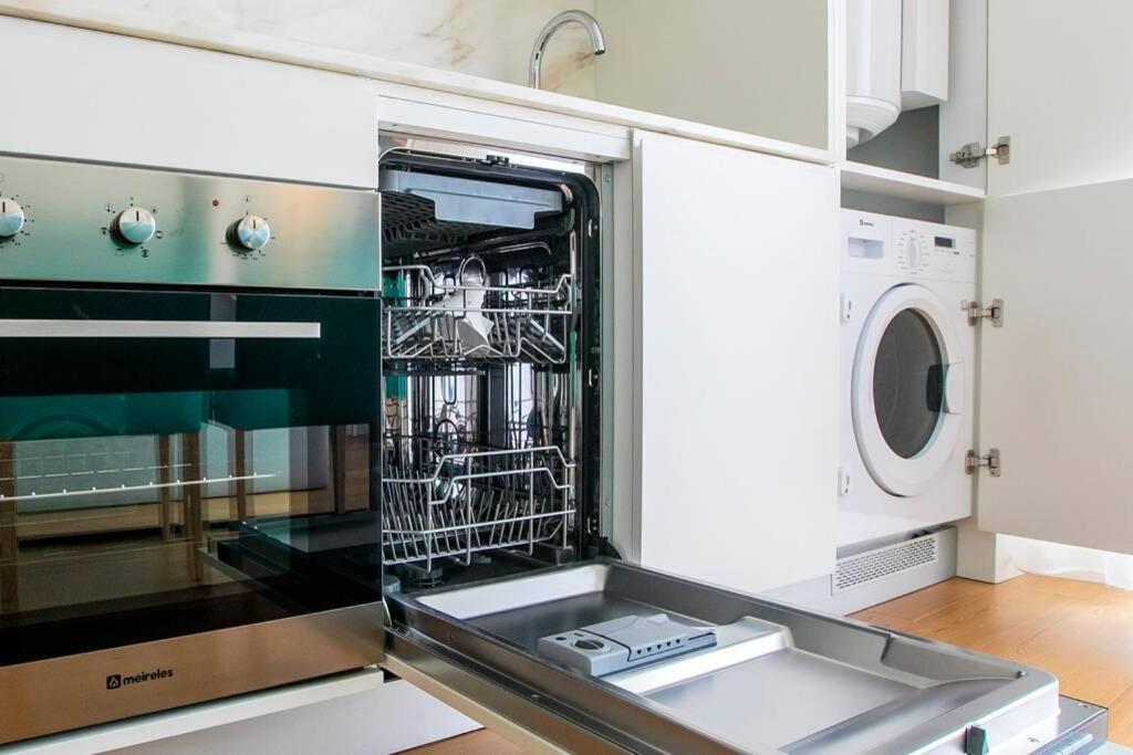 Magic Studio W/ Wi-fi & A/c Porto