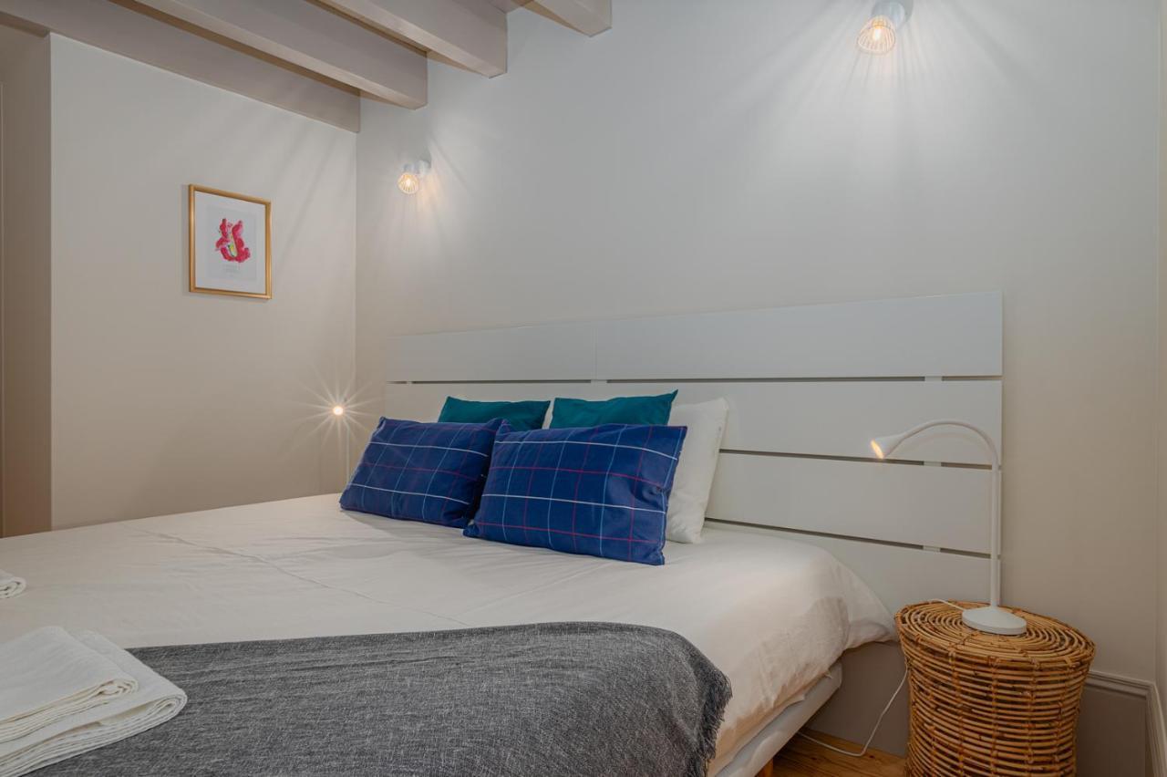 Artist's Loft *