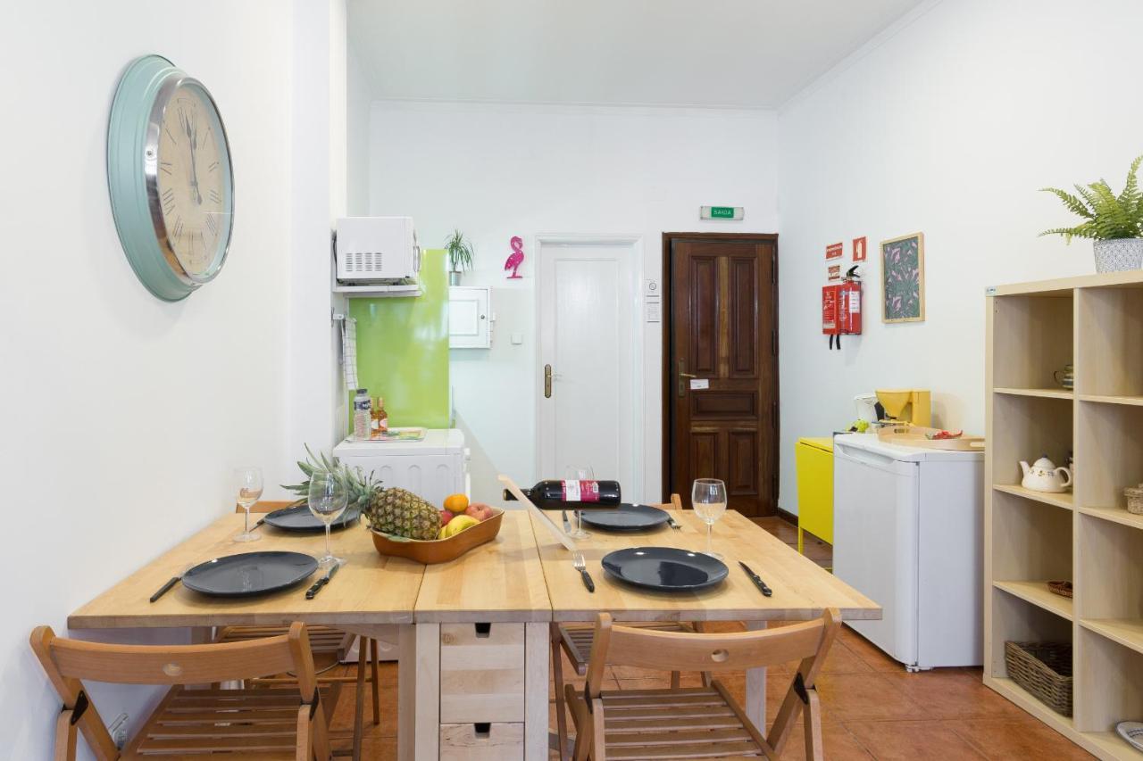 Apartment Cozy Sunny Flats By Hostwise