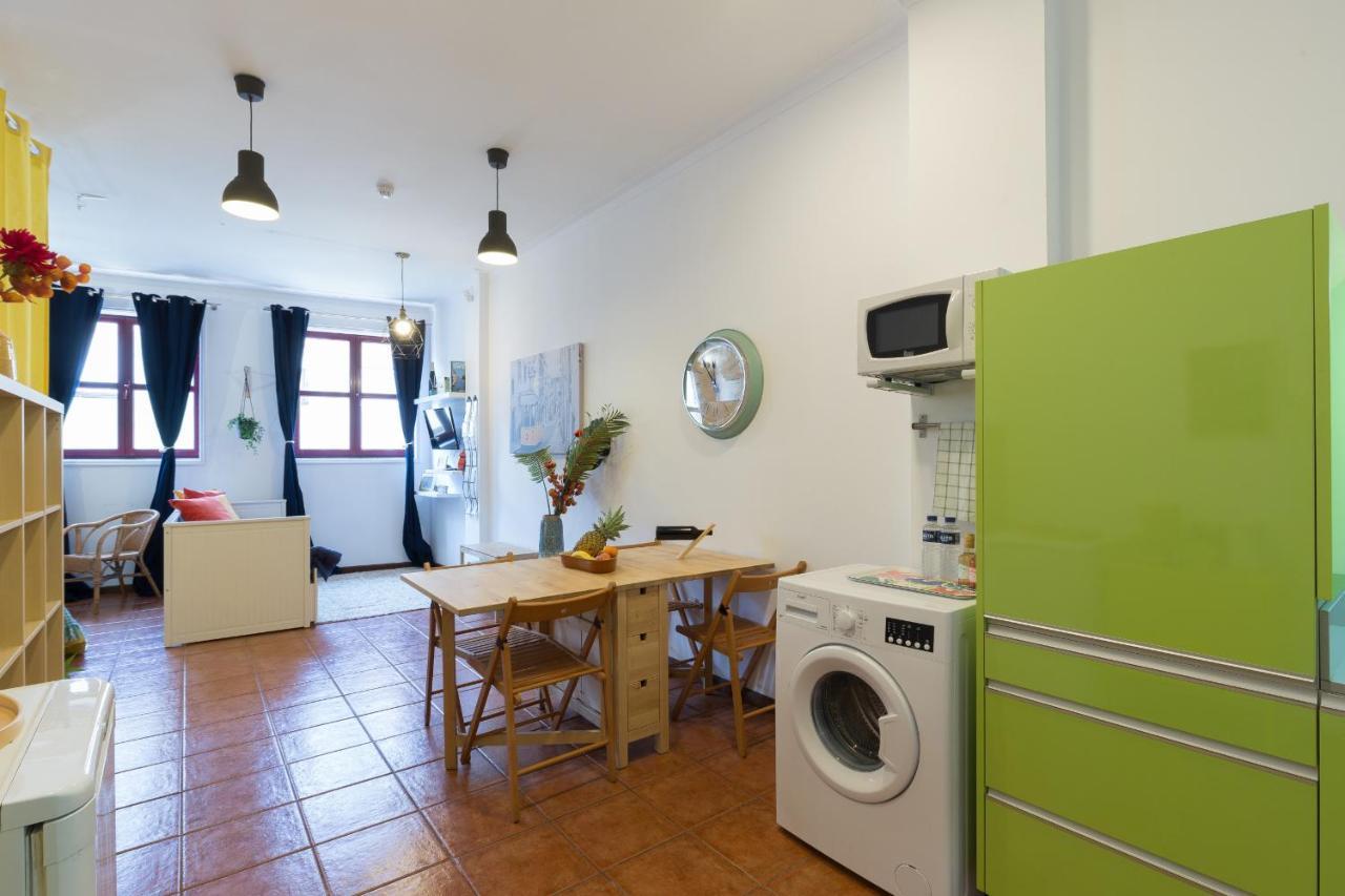 Cozy Sunny Flats By Hostwise Apartment