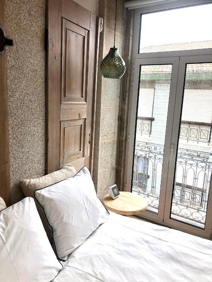 Light Cozy Studio In Bonfim With Romantic Balcony * Porto