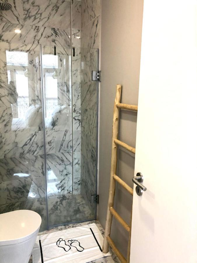 Light Cozy Studio In Bonfim With Romantic Balcony Apartamento Porto