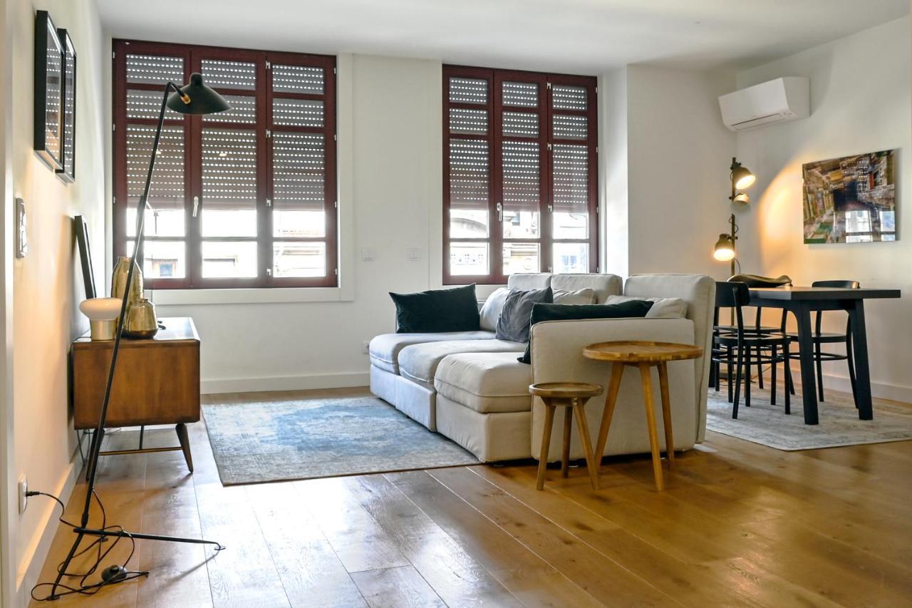 Apartment Chic&cozy - Batalha Ii