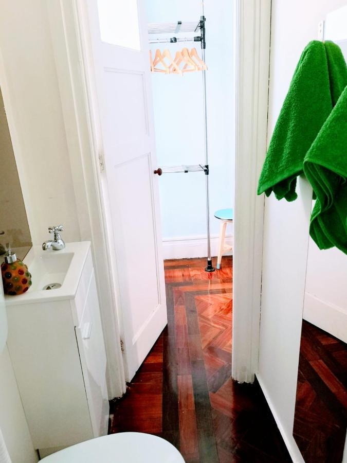 Vintage Downtown With Patio Apartment