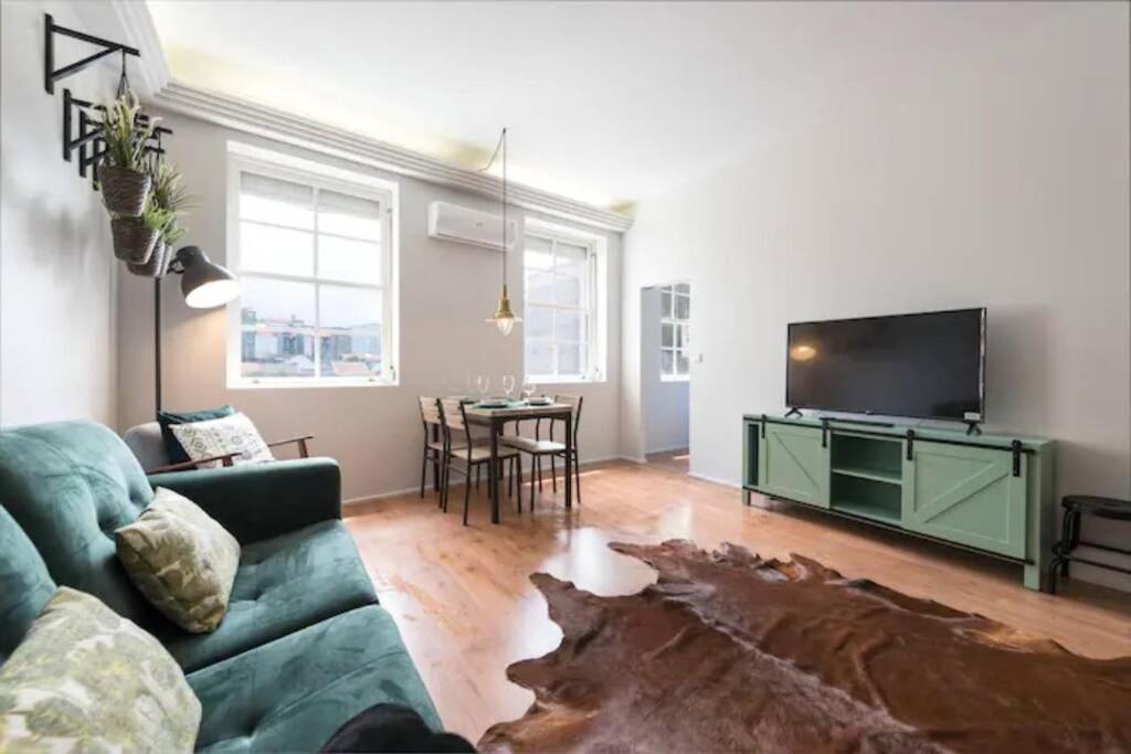 Sta Catarina - 2 Bedroom Apartment *