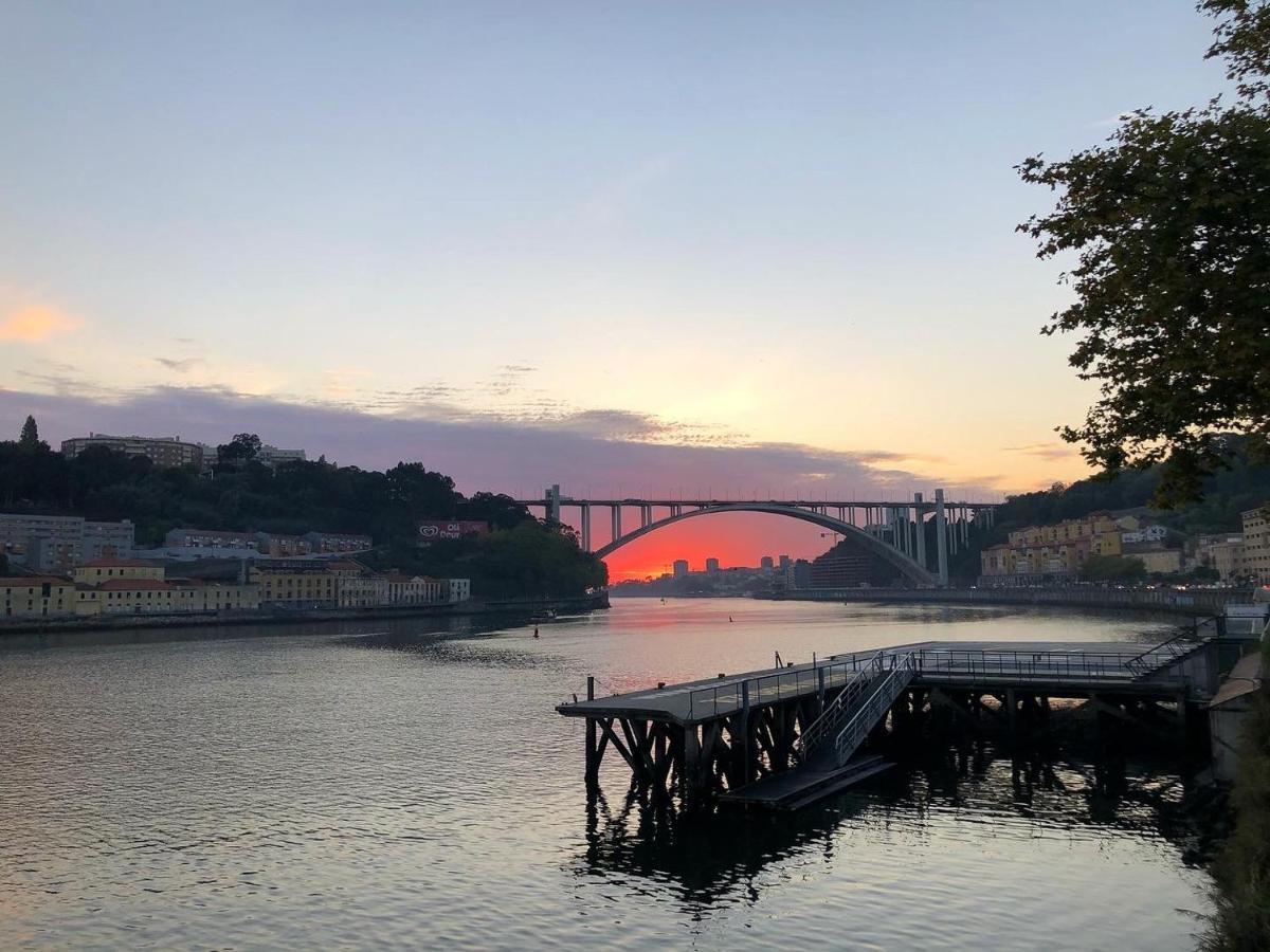 14º Esquadra — Cais Das Pedras Guest House Porto