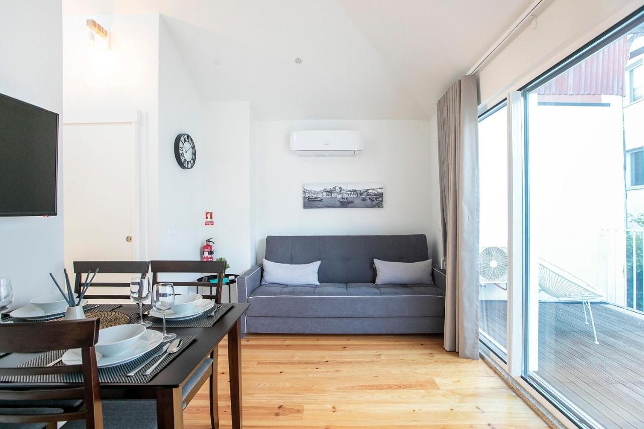 Apartment Lovelystay - Cozy 1br In Santa Catarina W/ Balcony Porto