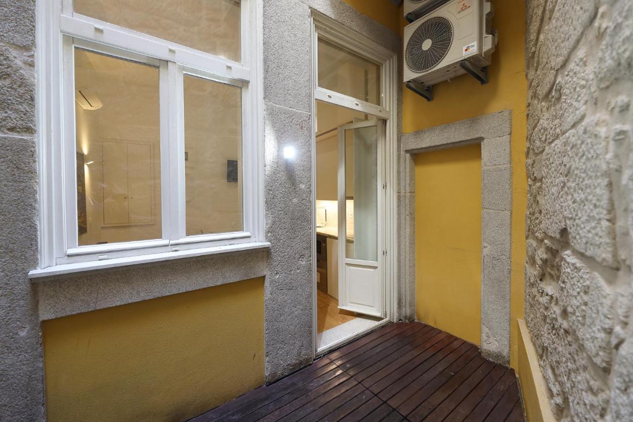 Apartment Flh Traditional With Terrace