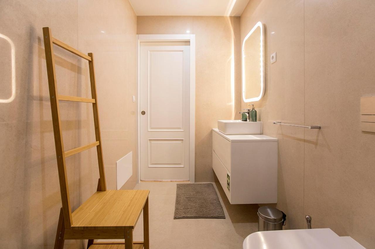 Newly Renovated Cozy Loft W/ Ac By Lovelystay Porto