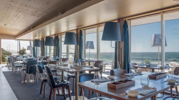 Deluxe With Sea View Apartment