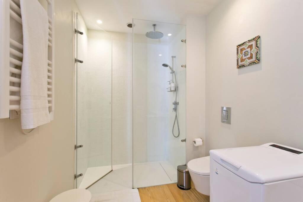 Alameda Apartment Parking Included Apartment Porto