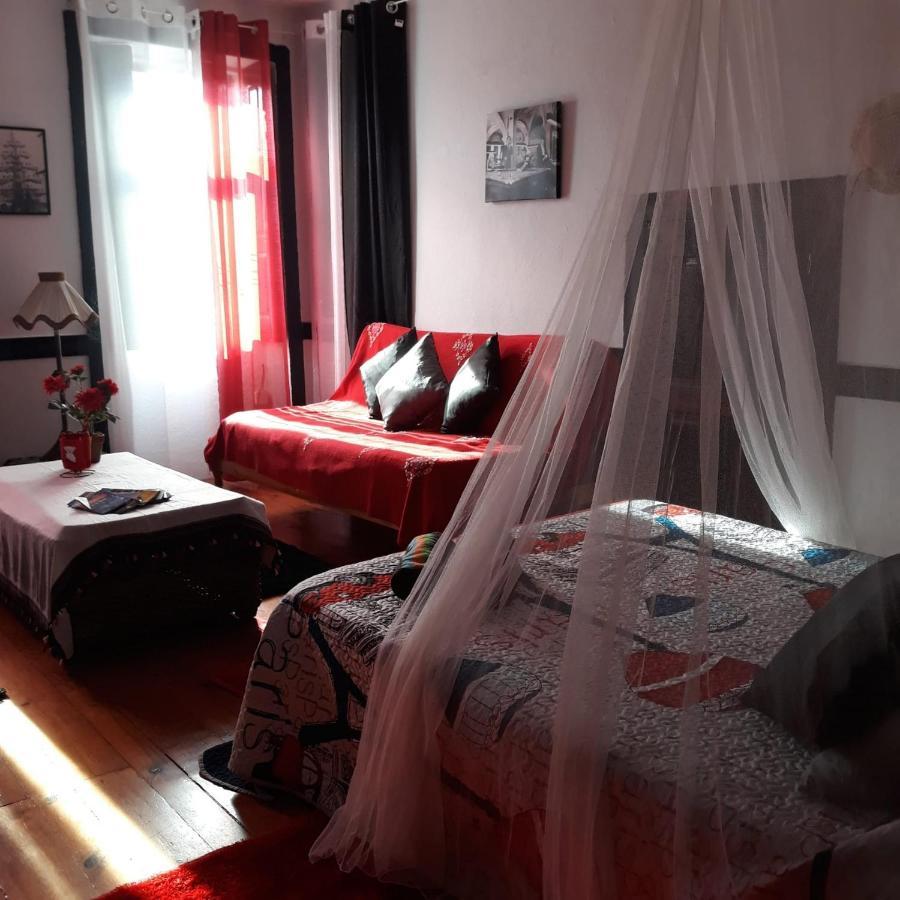 Al- Almada 4 Homestay Porto