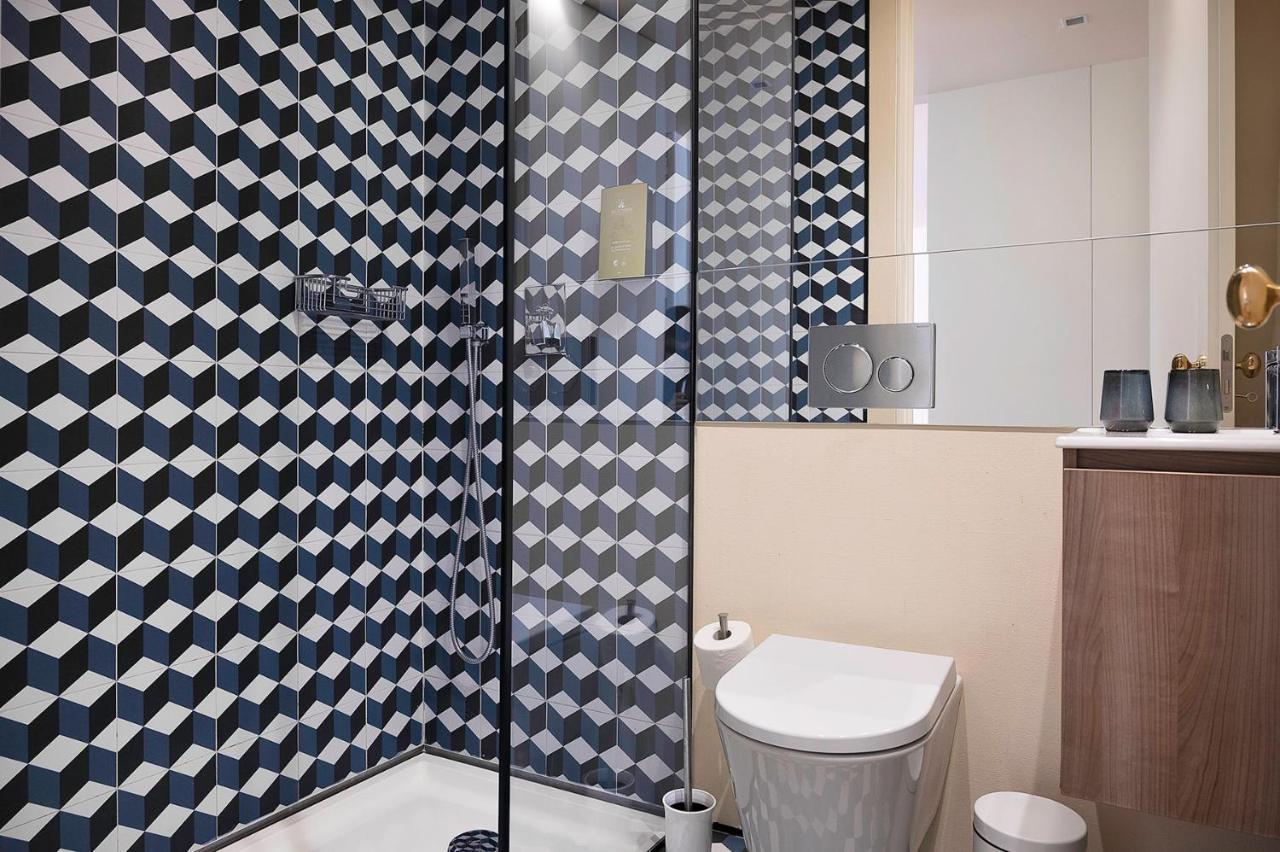 Apartment Ribeira Trendy Flat In Medieval Mercadores Street Porto