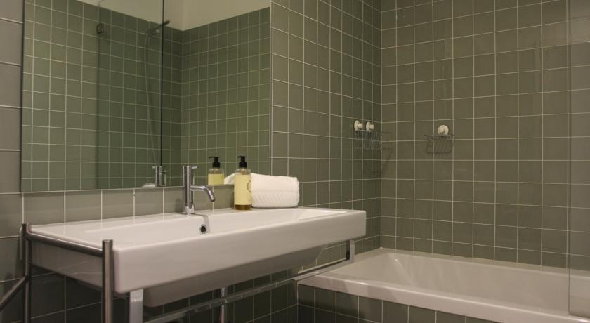 Guestready - Ayres W Balcony Garden Apartment