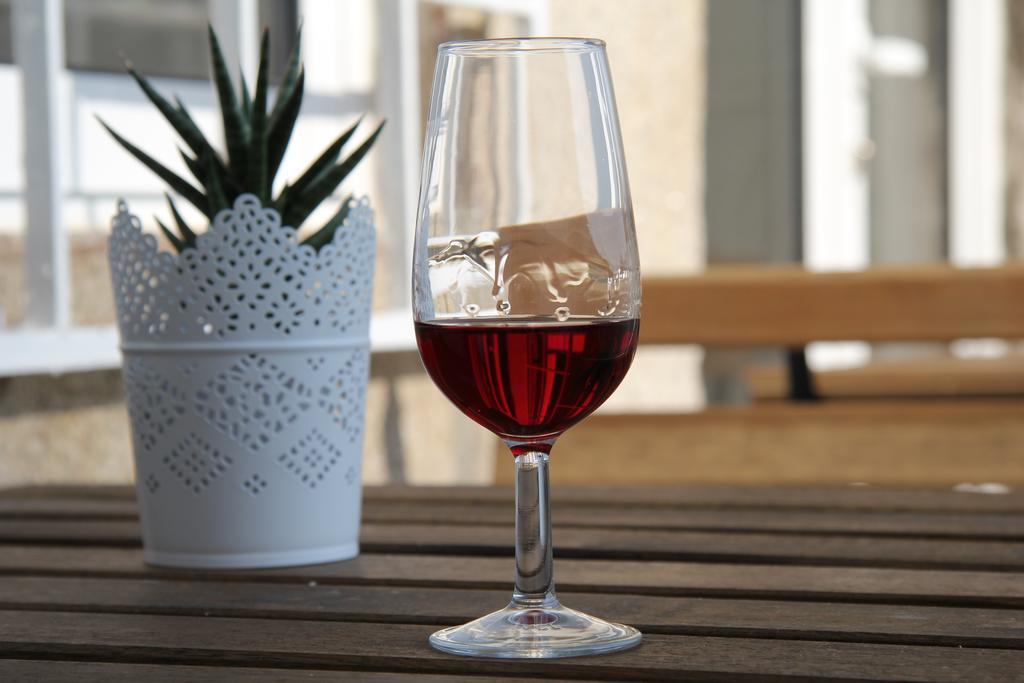 Hotel Decanting House 2*