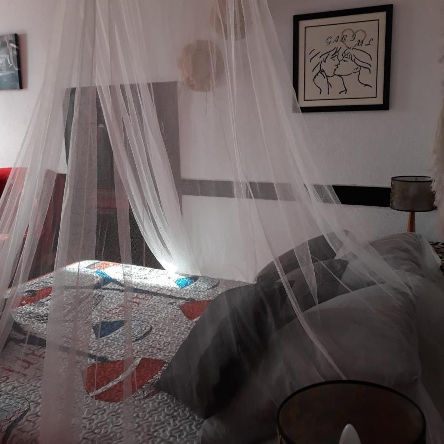 Al- Almada 4 Homestay Porto