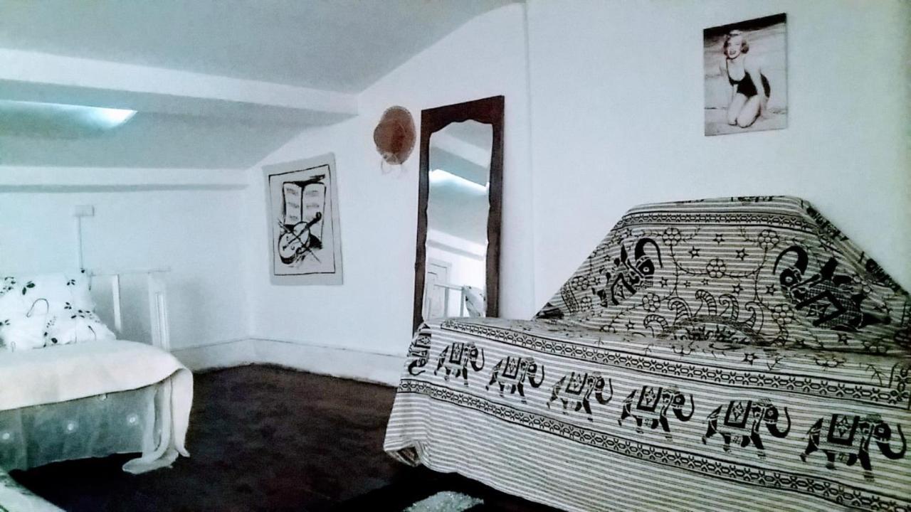 Homestay Al- Almada 4 Porto