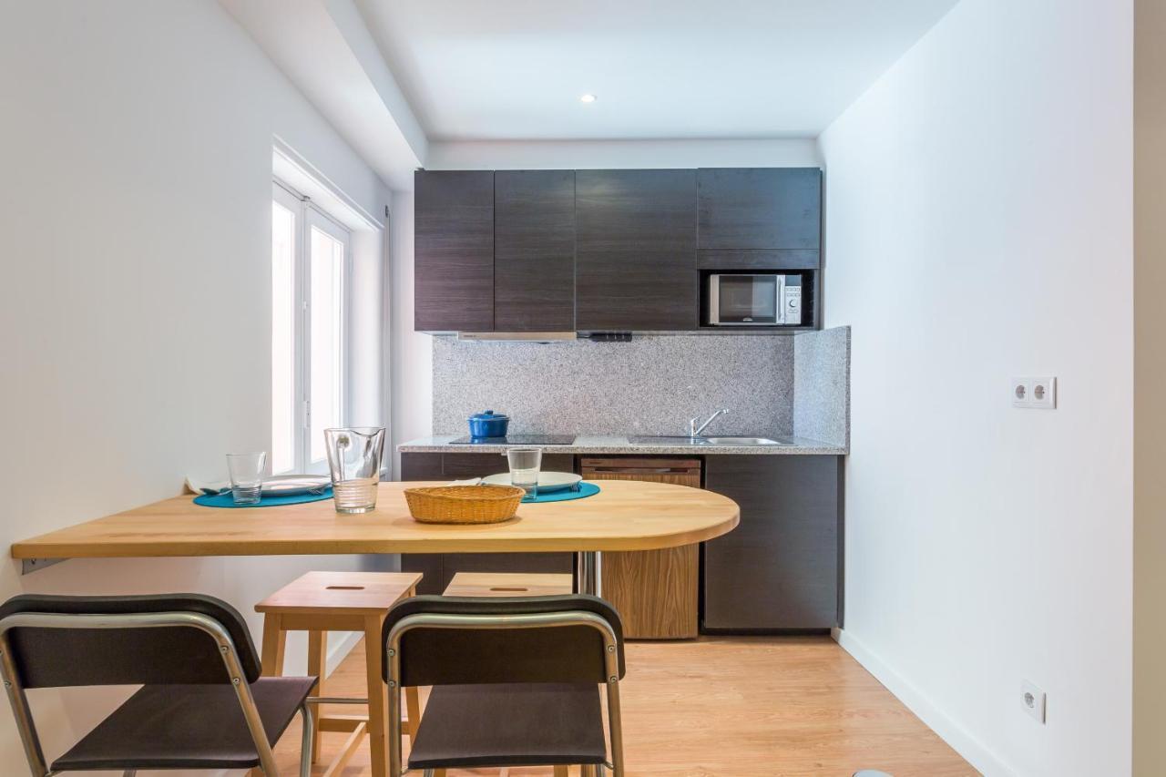 Alves Da Veiga Apartment *