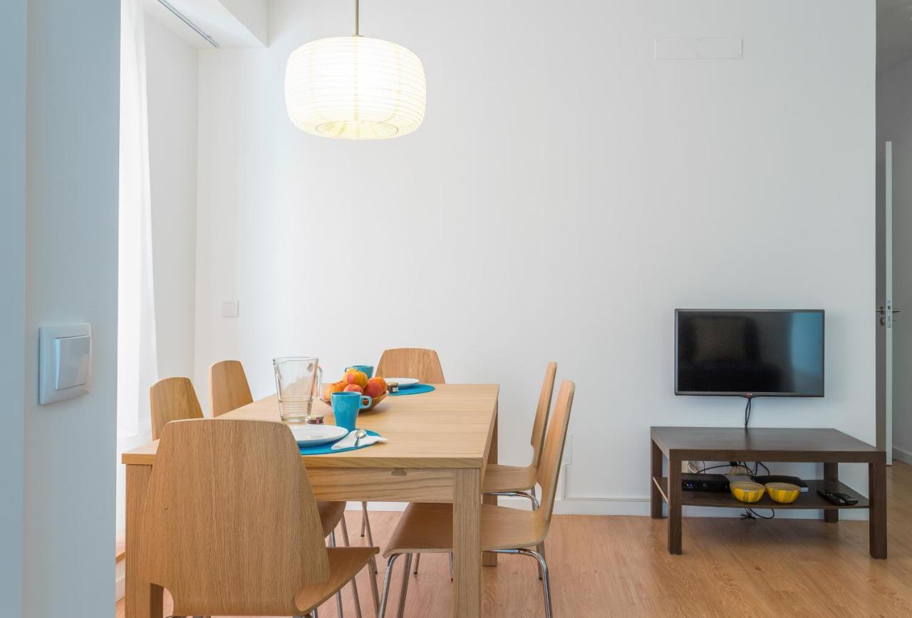 Alves Da Veiga Apartment *