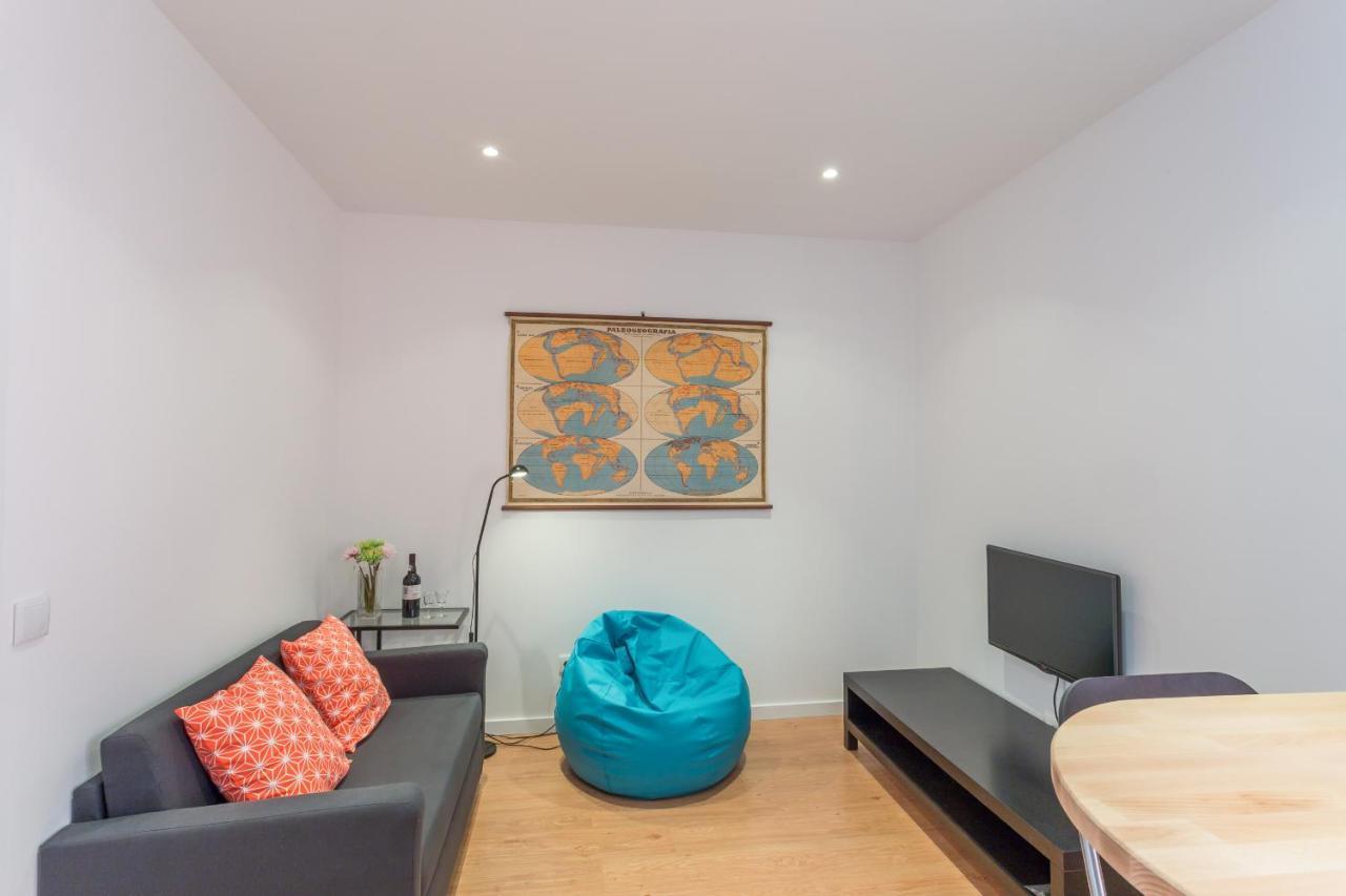 Alves Da Veiga Apartment *