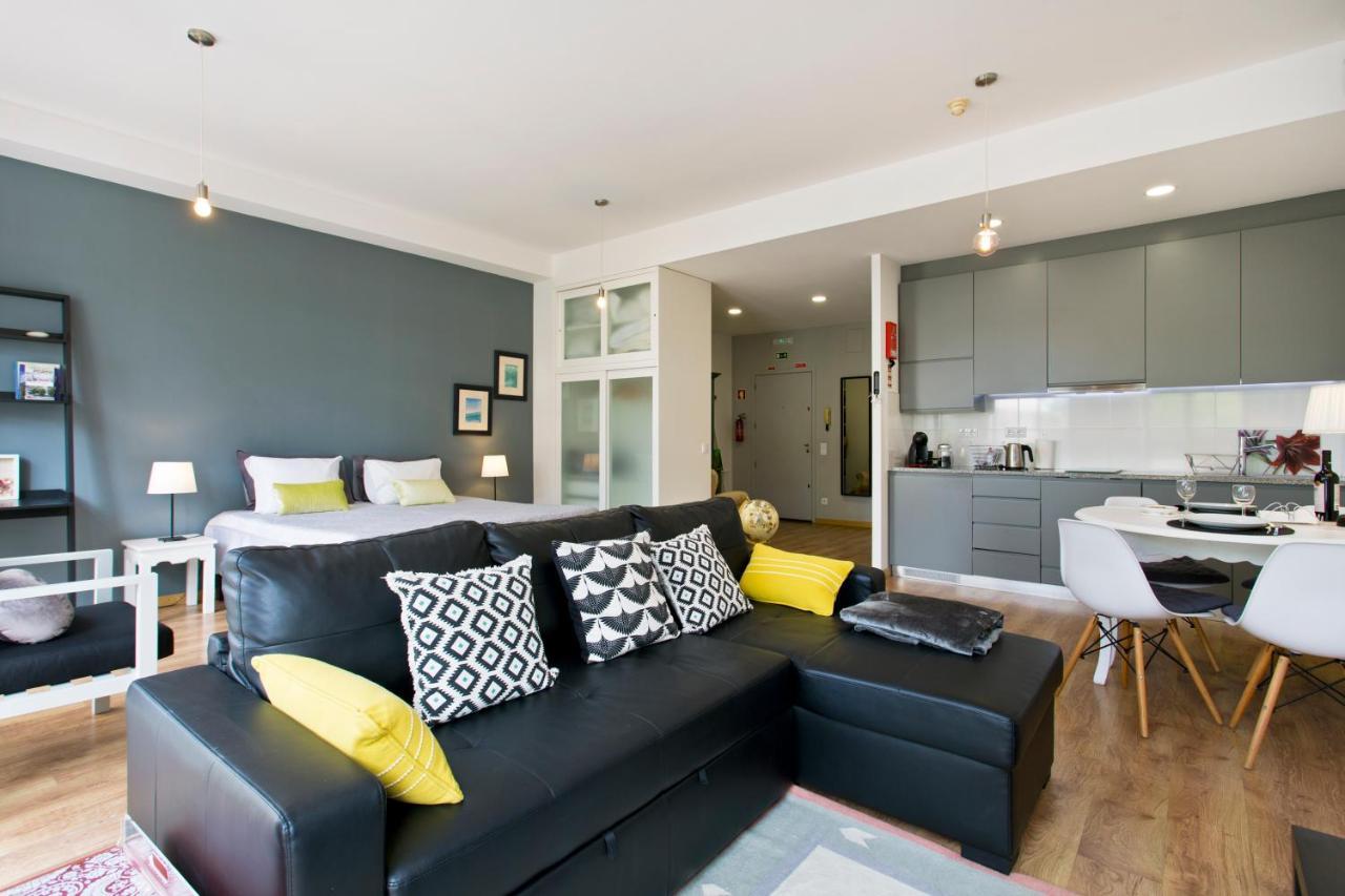 Apartment Terrace *