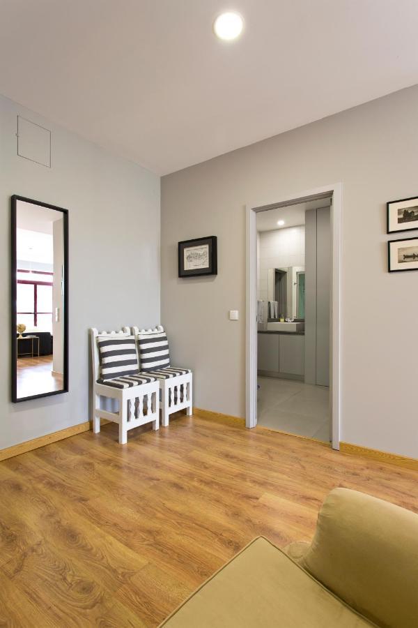 Terrace Apartment *