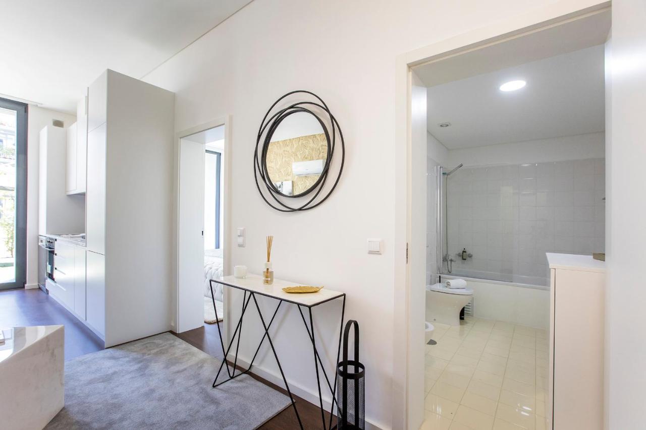 Apartment Superb 1br Flat W/ Garden, Ac & Free Parking By Lovelystay Porto