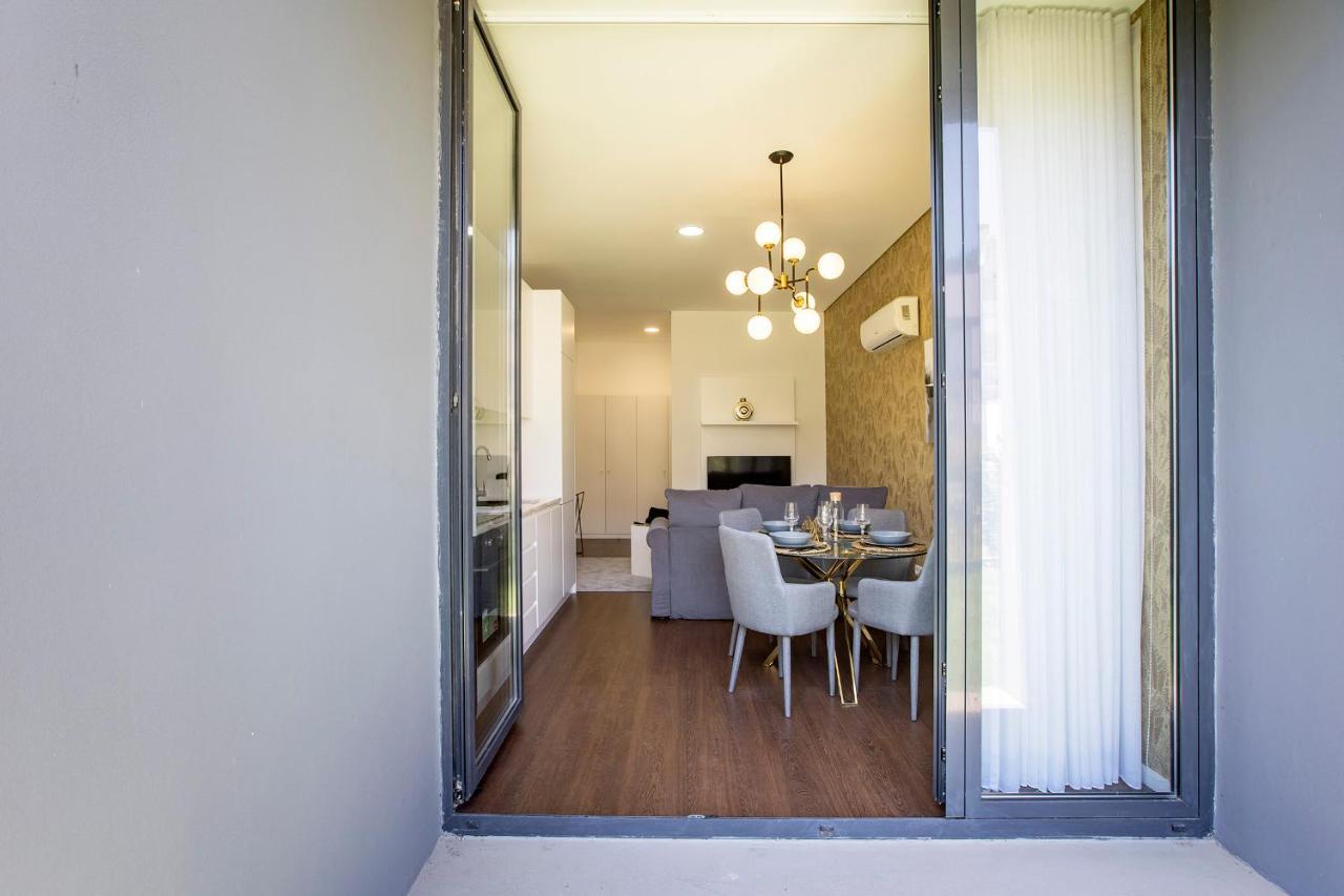 Superb 1br Flat W/ Garden, Ac & Free Parking By Lovelystay * Porto