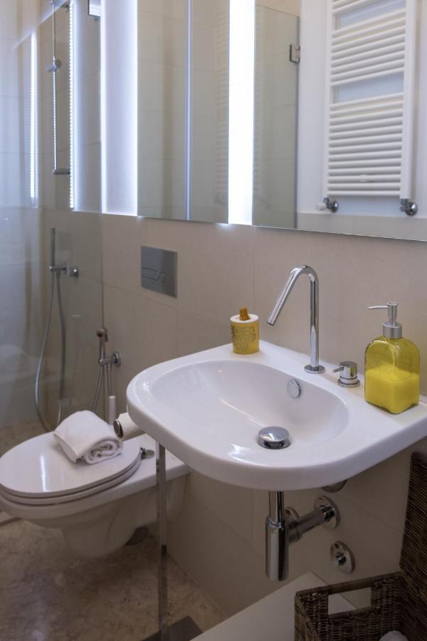 Boutique Rentals-flores Chic In Historical Center