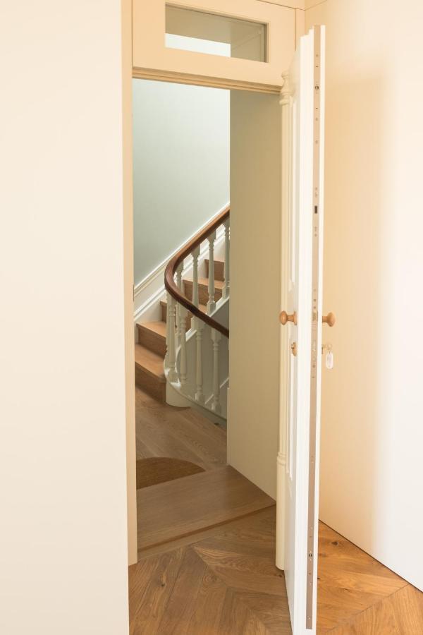Apartment Boutique Rentals-flores Chic In Historical Center *