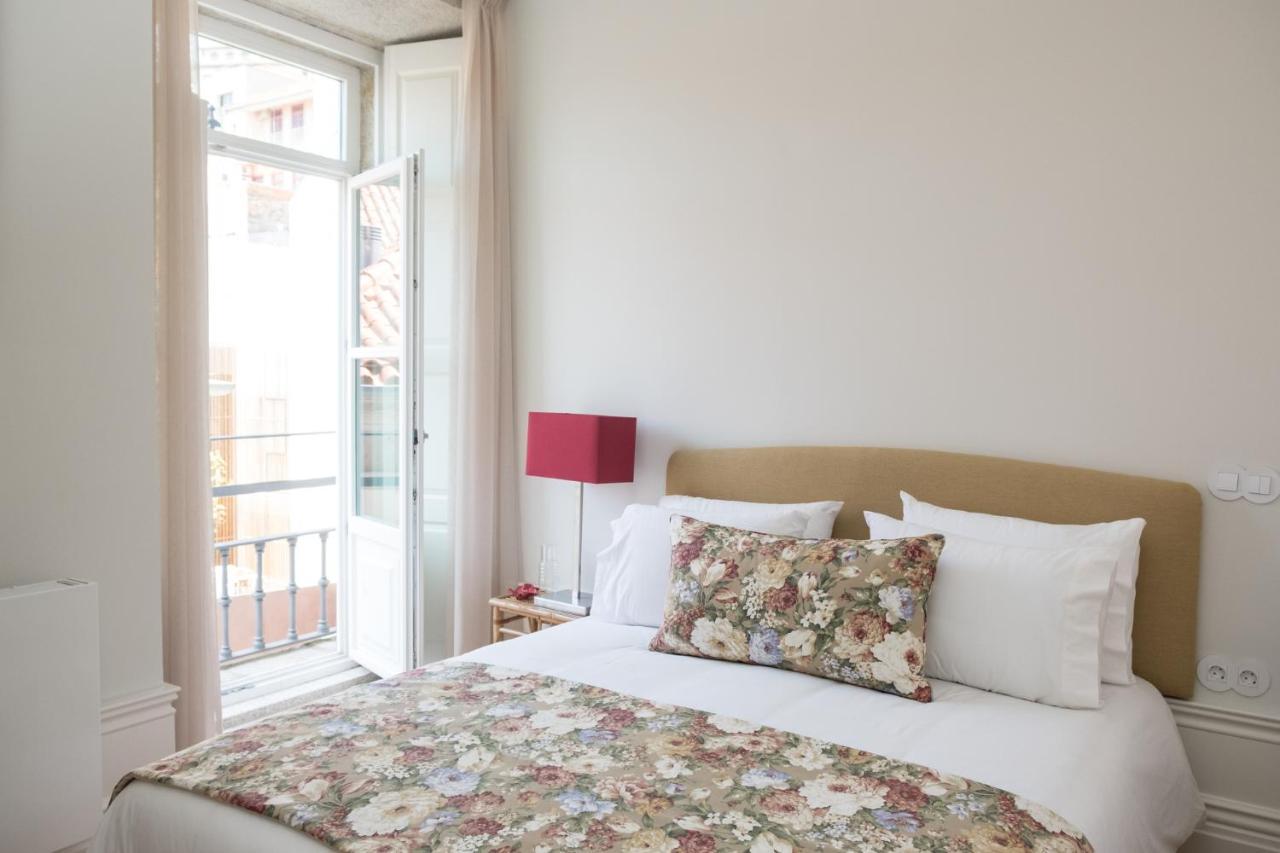 Apartment Boutique Rentals-flores Chic In Historical Center *