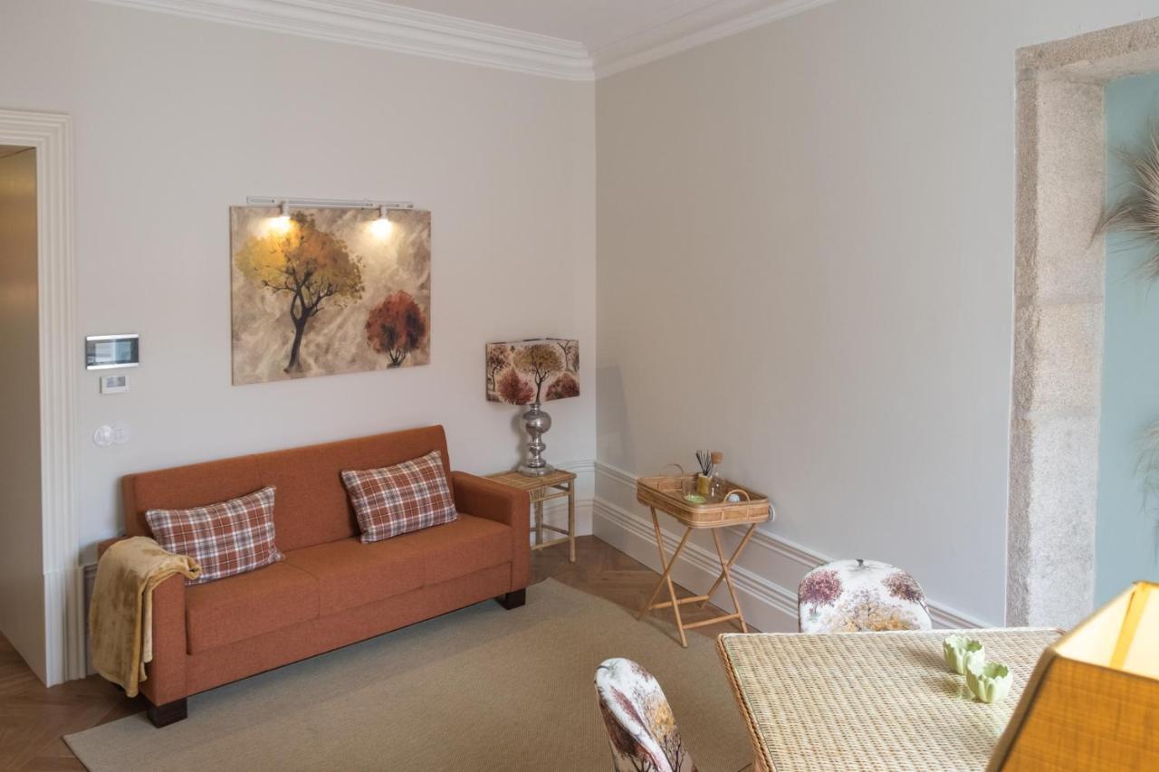 Boutique Rentals-flores Chic In Historical Center Apartment