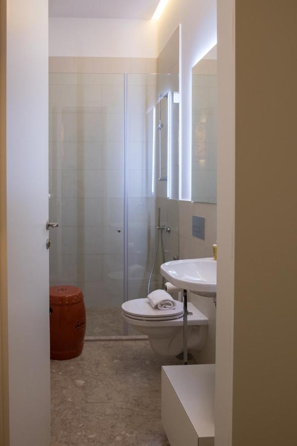 Boutique Rentals-flores Chic In Historical Center Apartment *