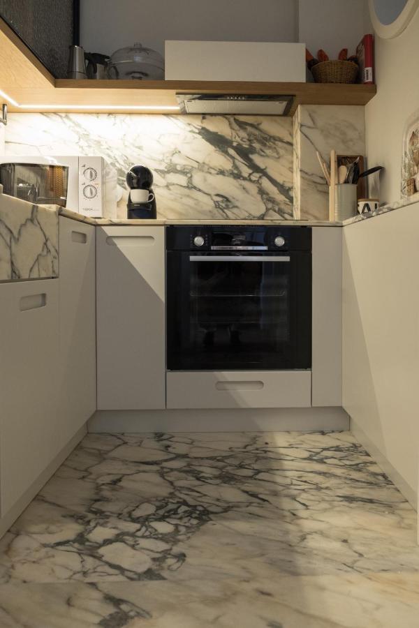 Boutique Rentals-flores Chic In Historical Center Apartment Porto