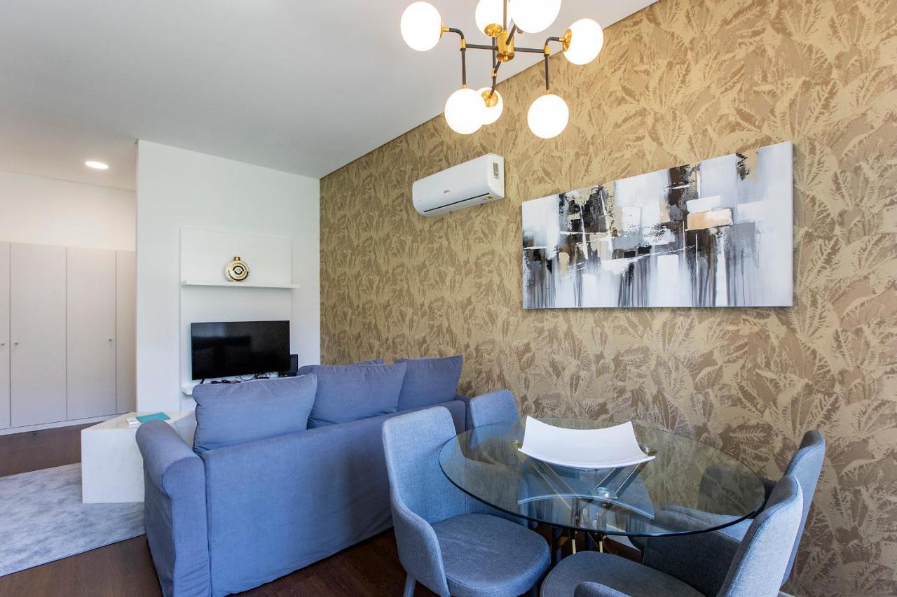 Superb 1br Flat W/ Garden, Ac & Free Parking By Lovelystay Apartment Porto