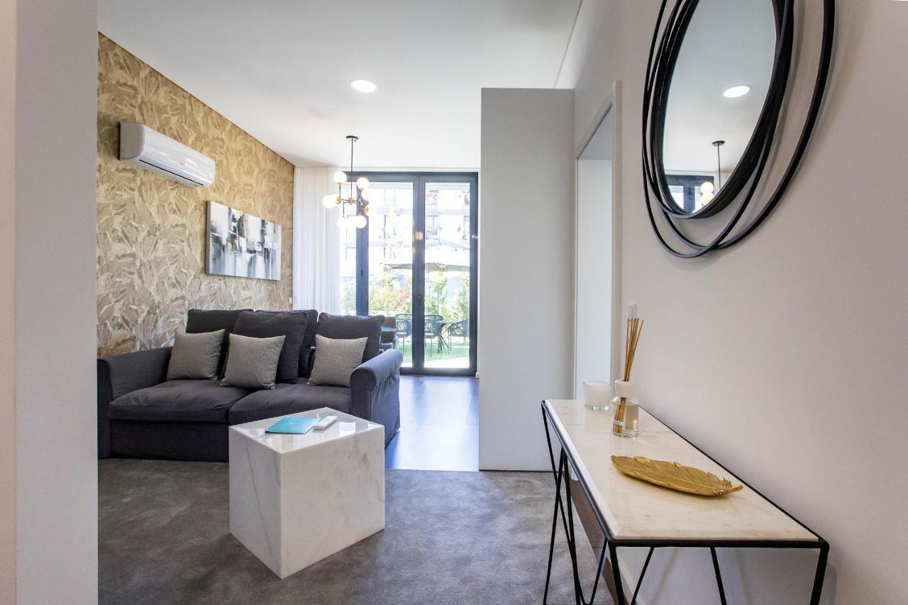 Superb 1br Flat W/ Garden, Ac & Free Parking By Lovelystay Apartment Porto