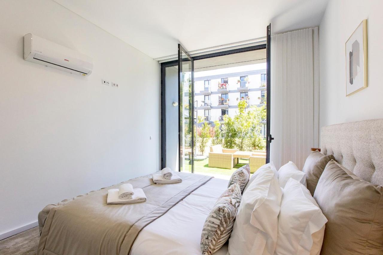 Superb 1br Flat W/ Garden, Ac & Free Parking By Lovelystay Apartment Porto
