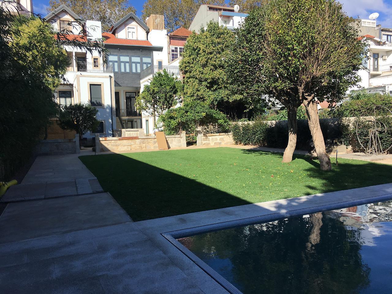 Gasthof Marques Garden House By Olivia Porto