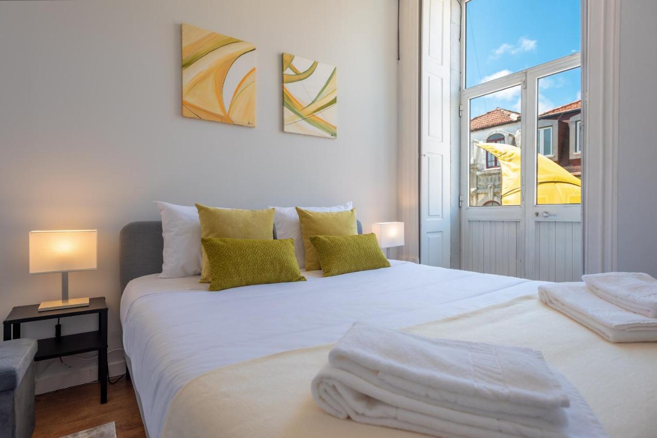 Santa Catarina Housing